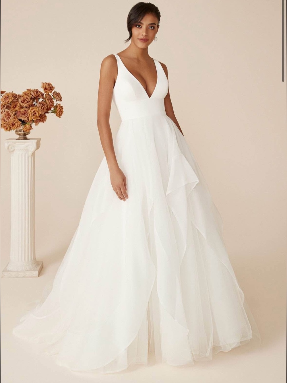 Elegant White V-Neck A-Line Wedding Dress